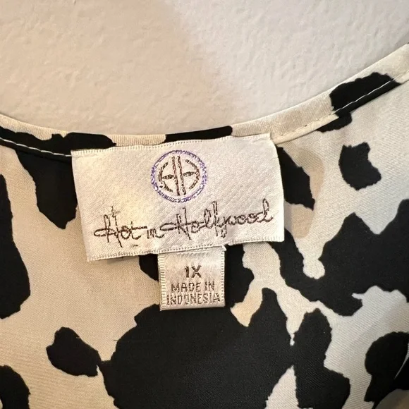 Hot in Hollywood top size 1X - Picture 4 of 7